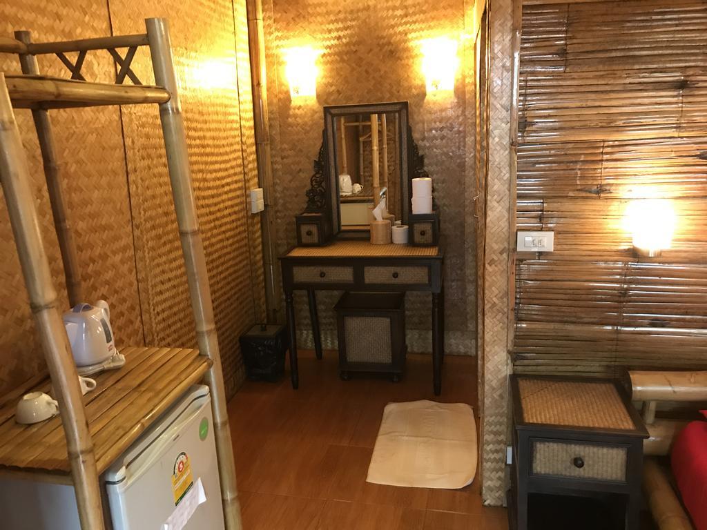 Boutique Hotel & Restaurant, Jaidee Bamboo Huts Chiang Mai Extérieur photo